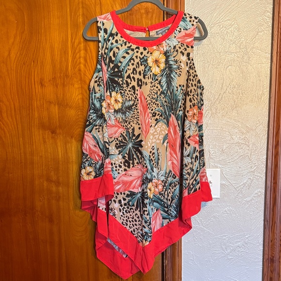 Top - Picture 1 of 4